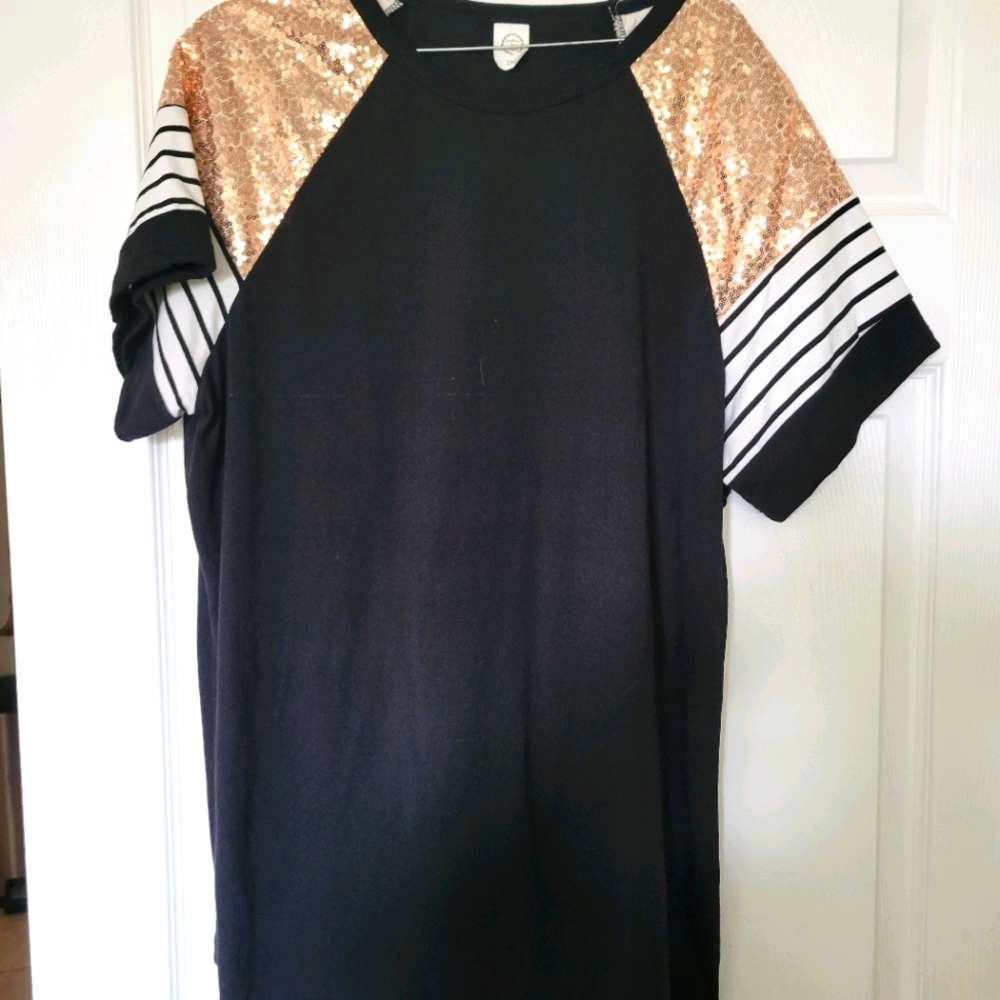 Rose gold sequin sleeve shirt